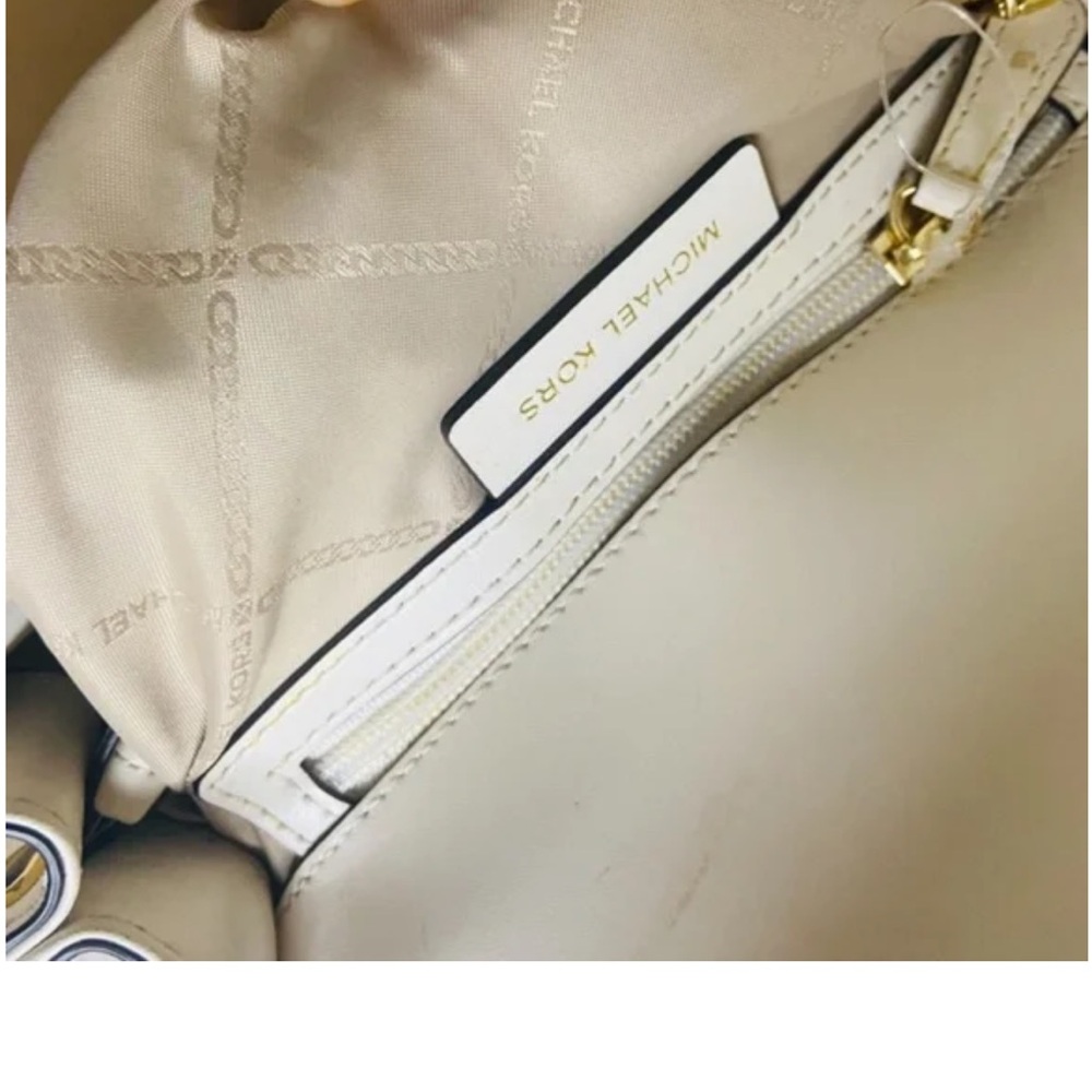 Michael Kors White and Pink Studded Shoulder Bag - Picture 4 of 10